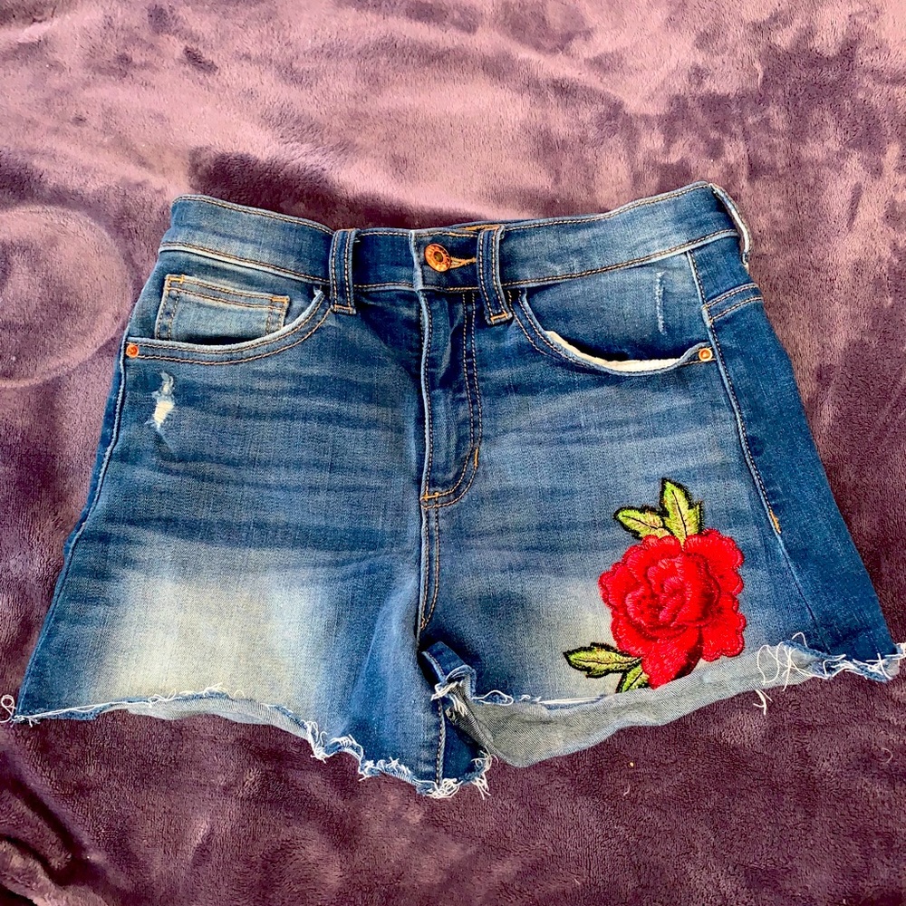 NWOT Vintage style denim embroidered cut off